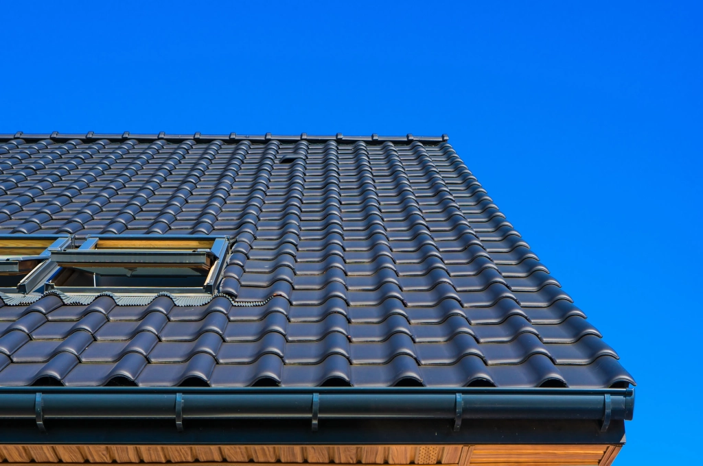 Spécialiste des gouttières et Velux Mennecy (91540) : Mennecy couverture